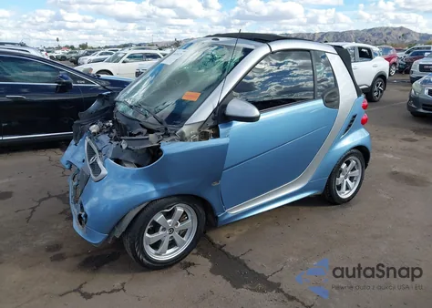 2013 Smart Fortwo Passion z USA, uszkodzony, nr VIN WMEEK3BA3DK640108